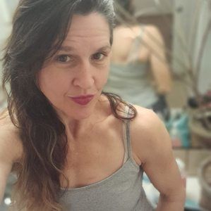 Meet your Posher, Angie